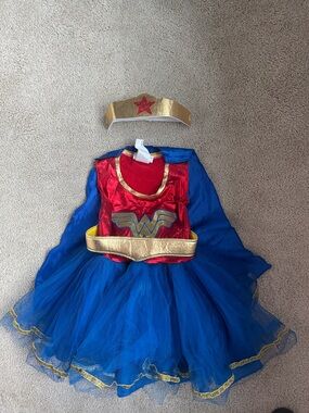 Wonder Woman Costume, S